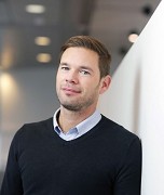 Dr Lauri Paasonen